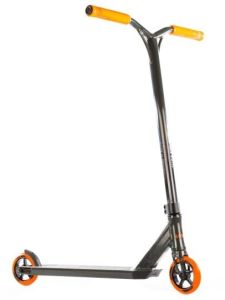 Versatyl Bloody Mary V2 Scooter Black Orange