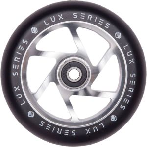 Striker Lux 110 Wheel Silver