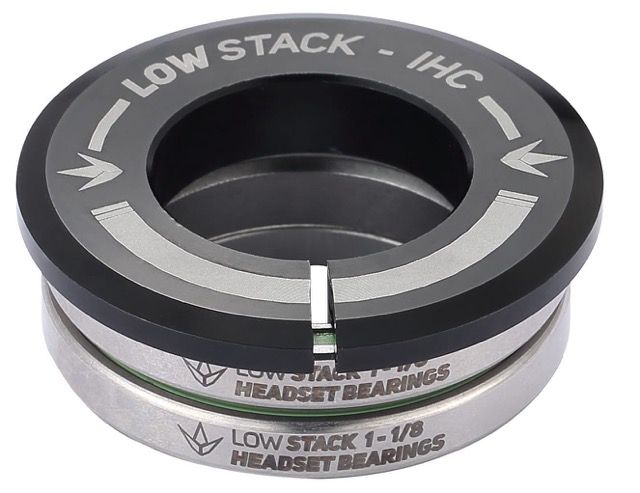 Kaelalaager Blunt Low Stack IHC Black