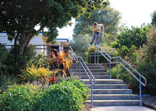 Tõukeratas Native Format XL Black